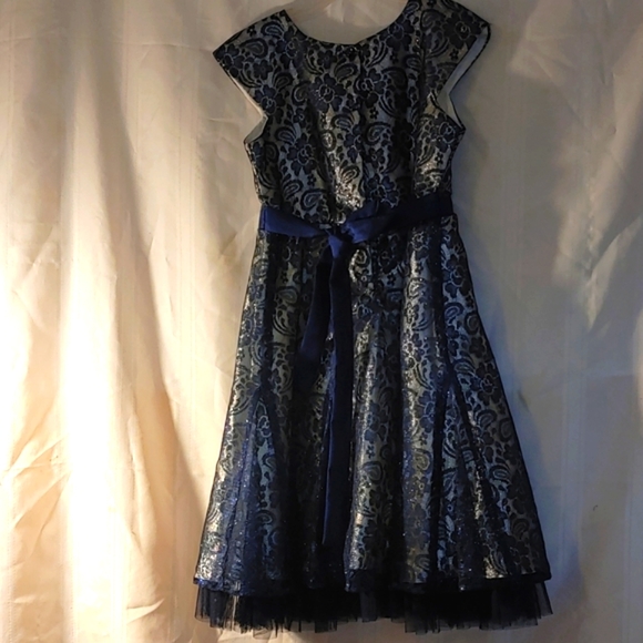 Jona Michelle Dress - Picture 4 of 6